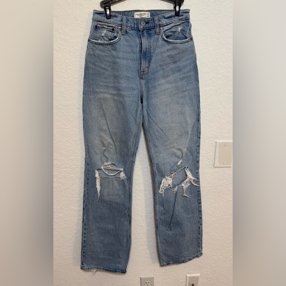 Abercrombie & Fitch  90’s relaxed High Rise Blue Jeans 27/4L